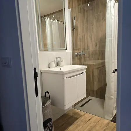 Sunny Lux Apartament *